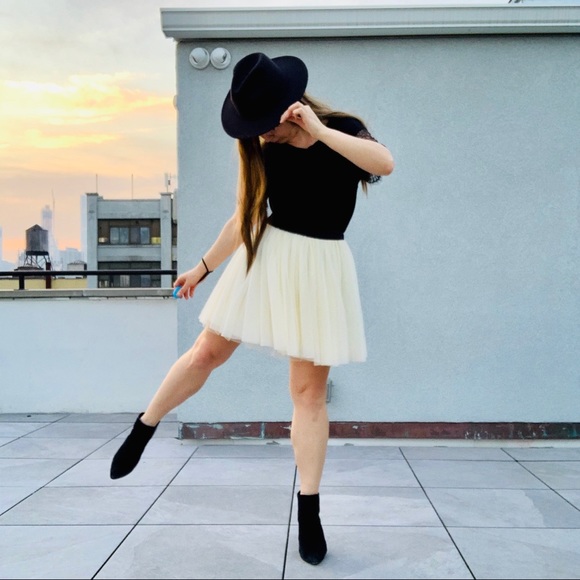 Twenty One Full Tutu A-line tule layered Skirt - Picture 9 of 16